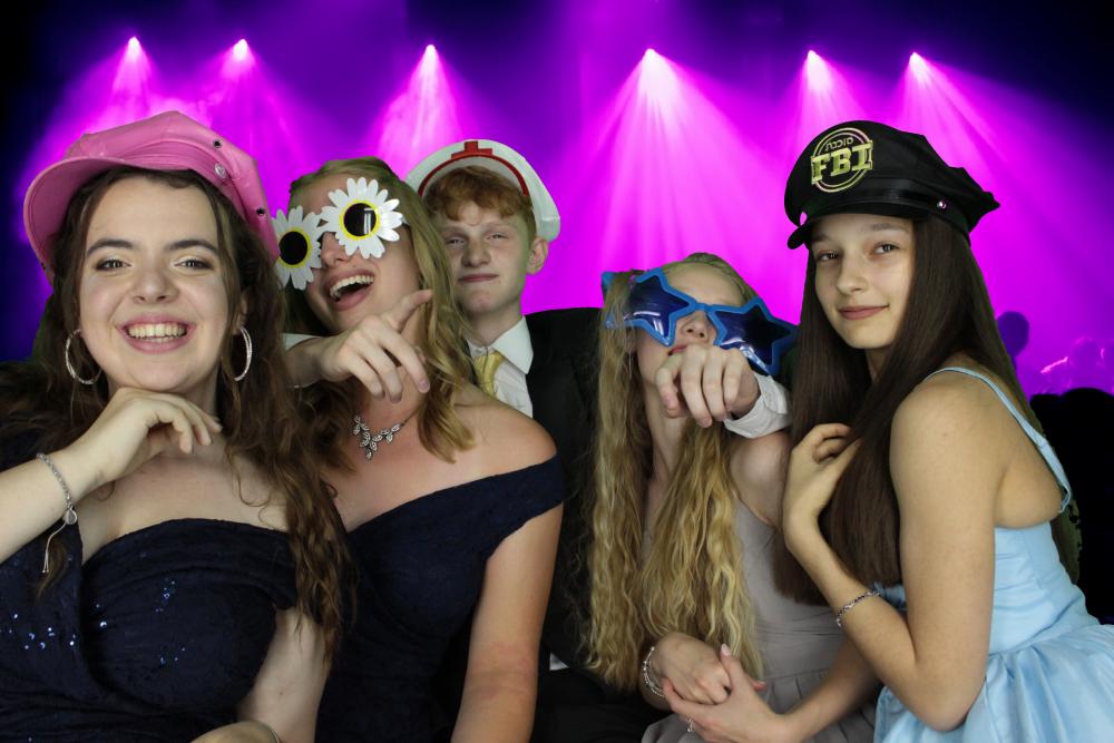Christ School Prom | View more photos from the event at gallery.myphotoboothexperience.co.uk/u/MyPhotoBoothExperienceLtd/Christ-School-Prom